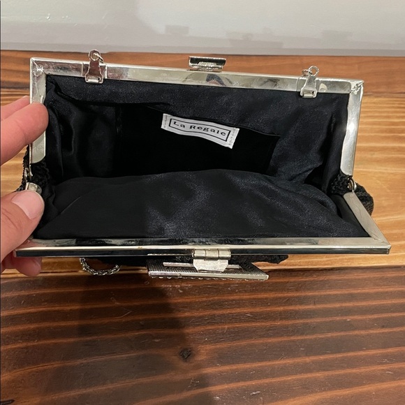 Y2K Vintage La Regale Black Sequin Clutch with Silver Chain - Picture 4 of 8